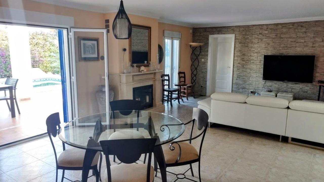 Villa With Private Pool, Bbq, Fitness Center & Sauna San Vicente Raspeig エクステリア 写真