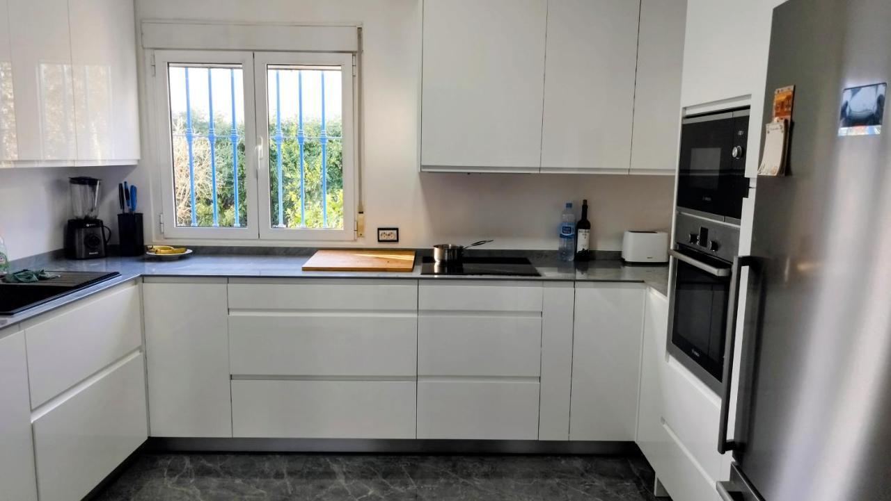 Villa With Private Pool, Bbq, Fitness Center & Sauna San Vicente Raspeig エクステリア 写真